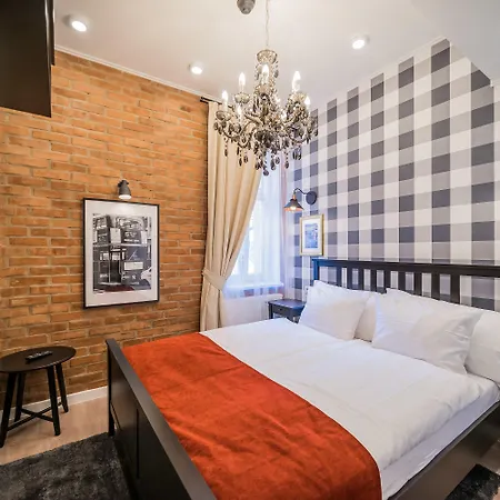 شقة فندقية Revelton 4*