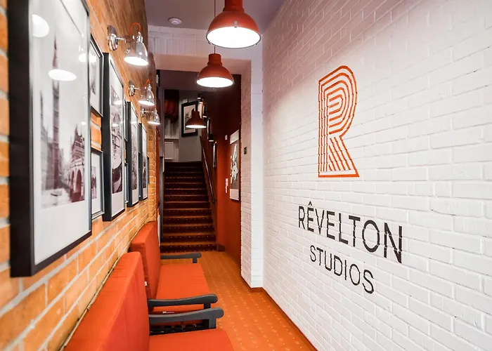 Апарт-отель Revelton 4*