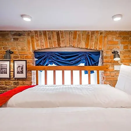 Aparthotel Revelton 4*