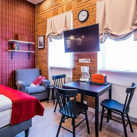 Revelton Apart Otel Karlovy Vary