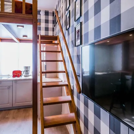 Revelton Apart Otel Karlovy Vary