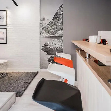 Hotel apartamentowy Revelton 4*
